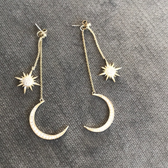 BaubleBar Jewelry - BaubleBar starburst and moon earrings